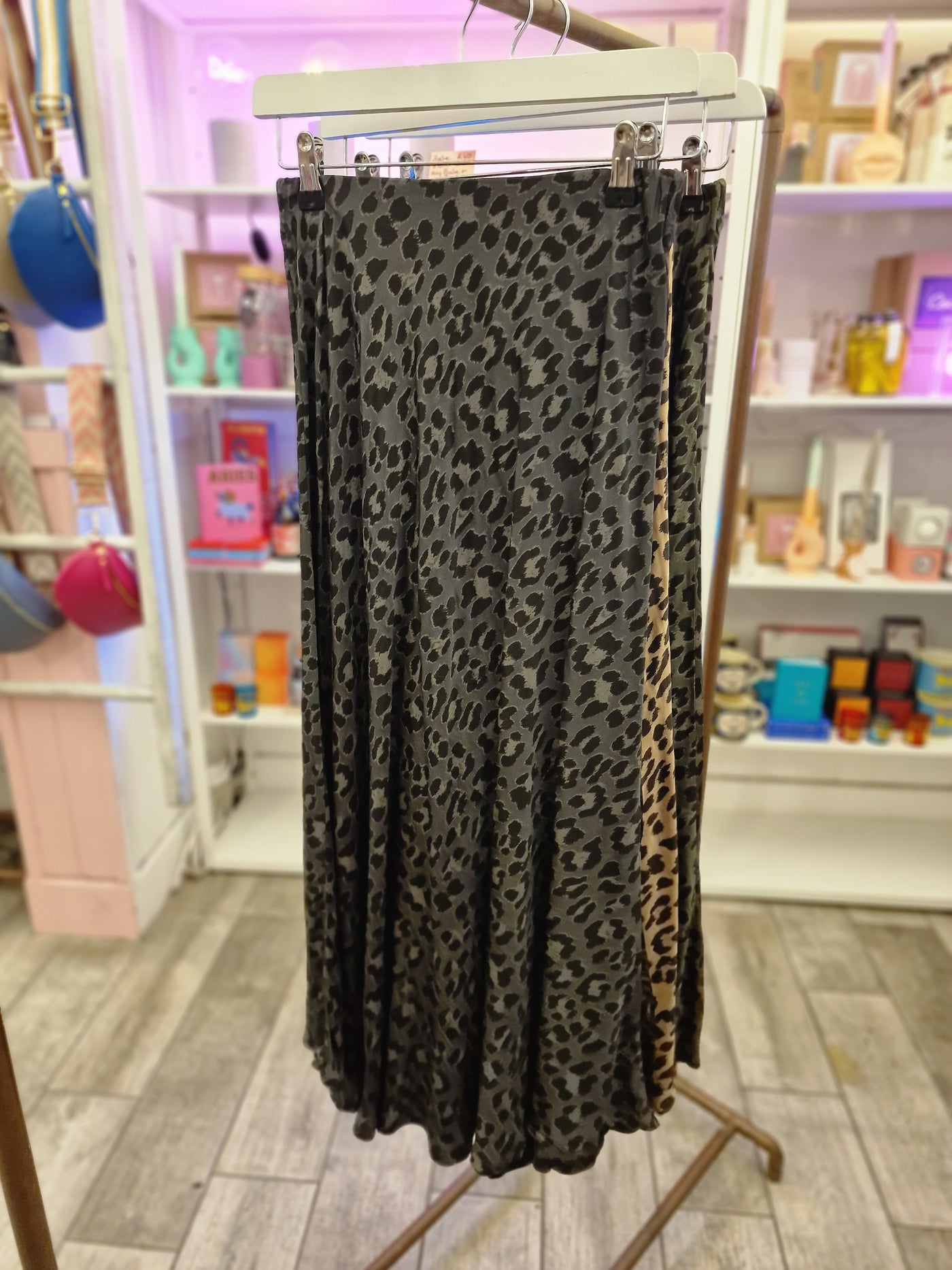 Leopard Print Skirt - Grey