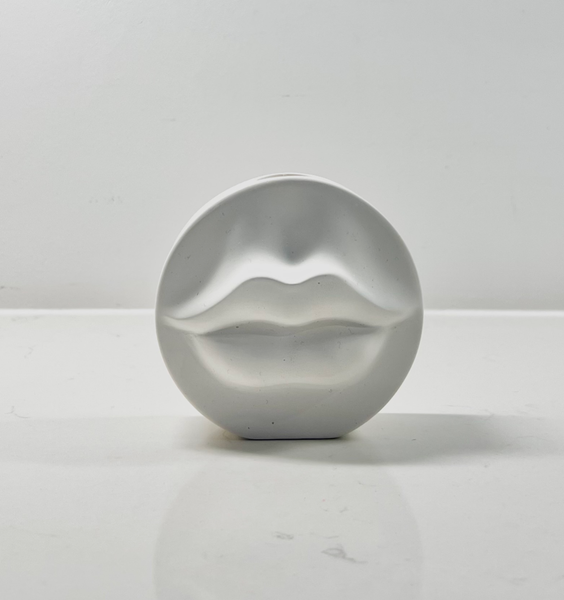 MOUTH CANDLE HOLDER - White